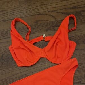 Hollister Ribbed Underwire Bikini Top